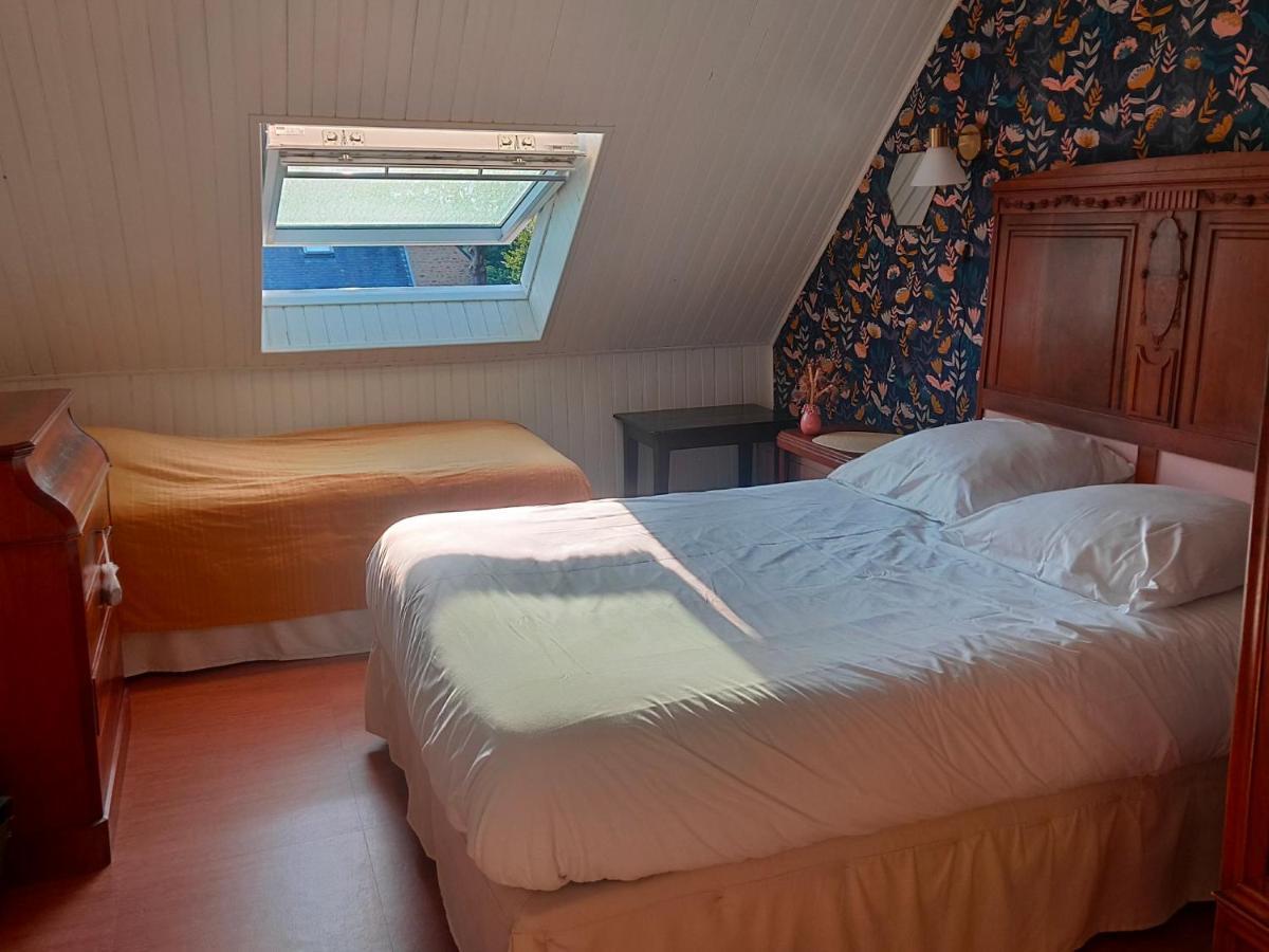 Chambres D'Hotes Et Gite D'Etape Avel Glaz Morlaix Room photo